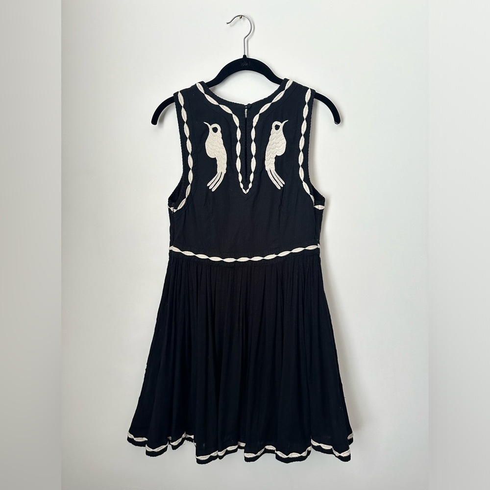 FREE PEOPLE ‘Delightful Birds of a Feather’ Sleeveless Mini Dress Women’s Size 6 - Picture 4 of 9